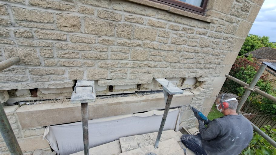 5: Lead tray and rock wall insulation removed, cavity cleared. 5: Lead tray and rock wall insulation removed, cavity cleared.