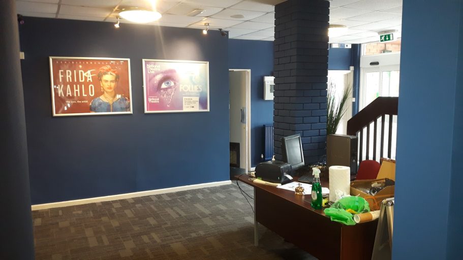 Foyer has been painted with a visually pleasing blue. Foyer has been painted with a visually pleasing blue.